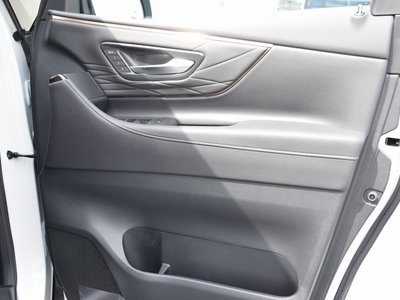 2026 Toyota ALPHARD — миниатюра 65