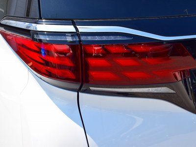 2026 Toyota ALPHARD — миниатюра 30