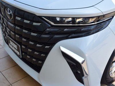 2026 Toyota ALPHARD — миниатюра 18