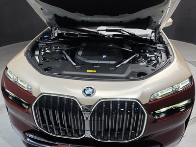 BMW 7 SERIES - 7
