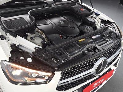 صورة 7 لـ 2023 Mercedes-BENZ GLE