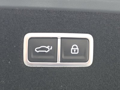 2022 Genesis G90 (RS4) — миниатюра 19