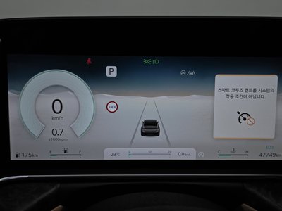 2022 Genesis G90 (RS4) 照片 8