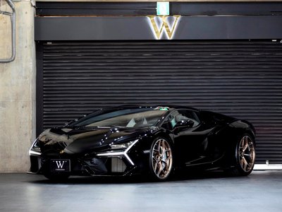 LAMBORGHINI REVUELTO - 1