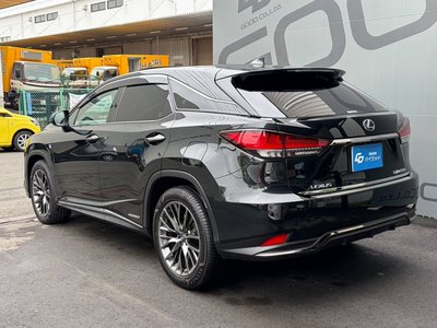 صورة 8 لـ 2021 Lexus RX
