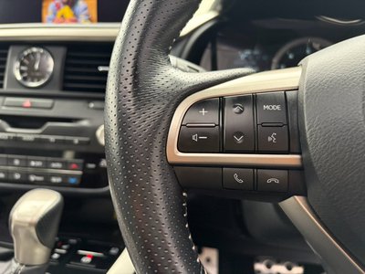 2021 Lexus RX thumbnail 57