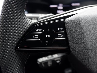 صورة مصغرة 34 لـ 2025 AUDI Q6 E-TRON