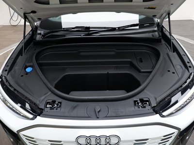 صورة مصغرة 126 لـ 2025 AUDI Q6 E-TRON