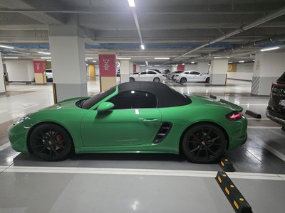 2018 Porsche 718 — фото 2