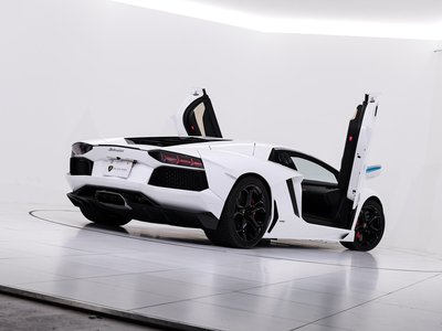 2015 Lamborghini AVENTADOR — миниатюра 35