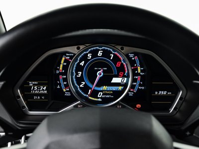2015 Lamborghini AVENTADOR — миниатюра 19