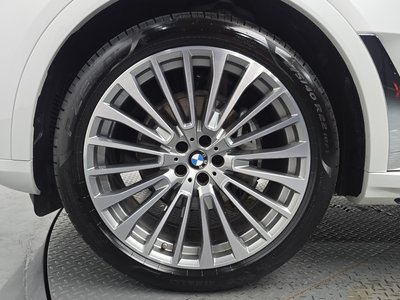 صورة 6 لـ 2025 BMW X7