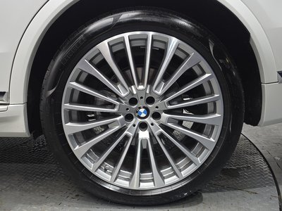 صورة 8 لـ 2025 BMW X7