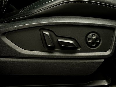 2023 AUDI SQ5 — миниатюра 60