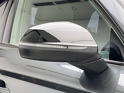 2023 AUDI SQ5 — миниатюра 12