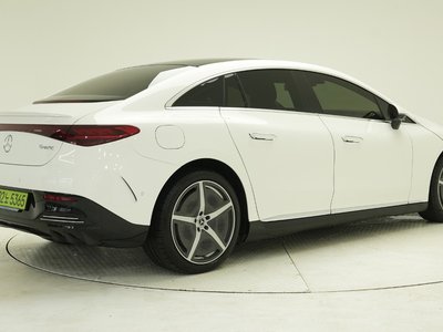 MERCEDES-BENZ EQE - 4