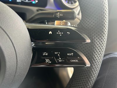 MERCEDES-BENZ CLA - 10