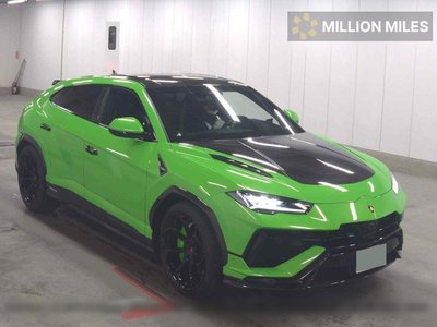 LAMBORGHINI URUS - 1