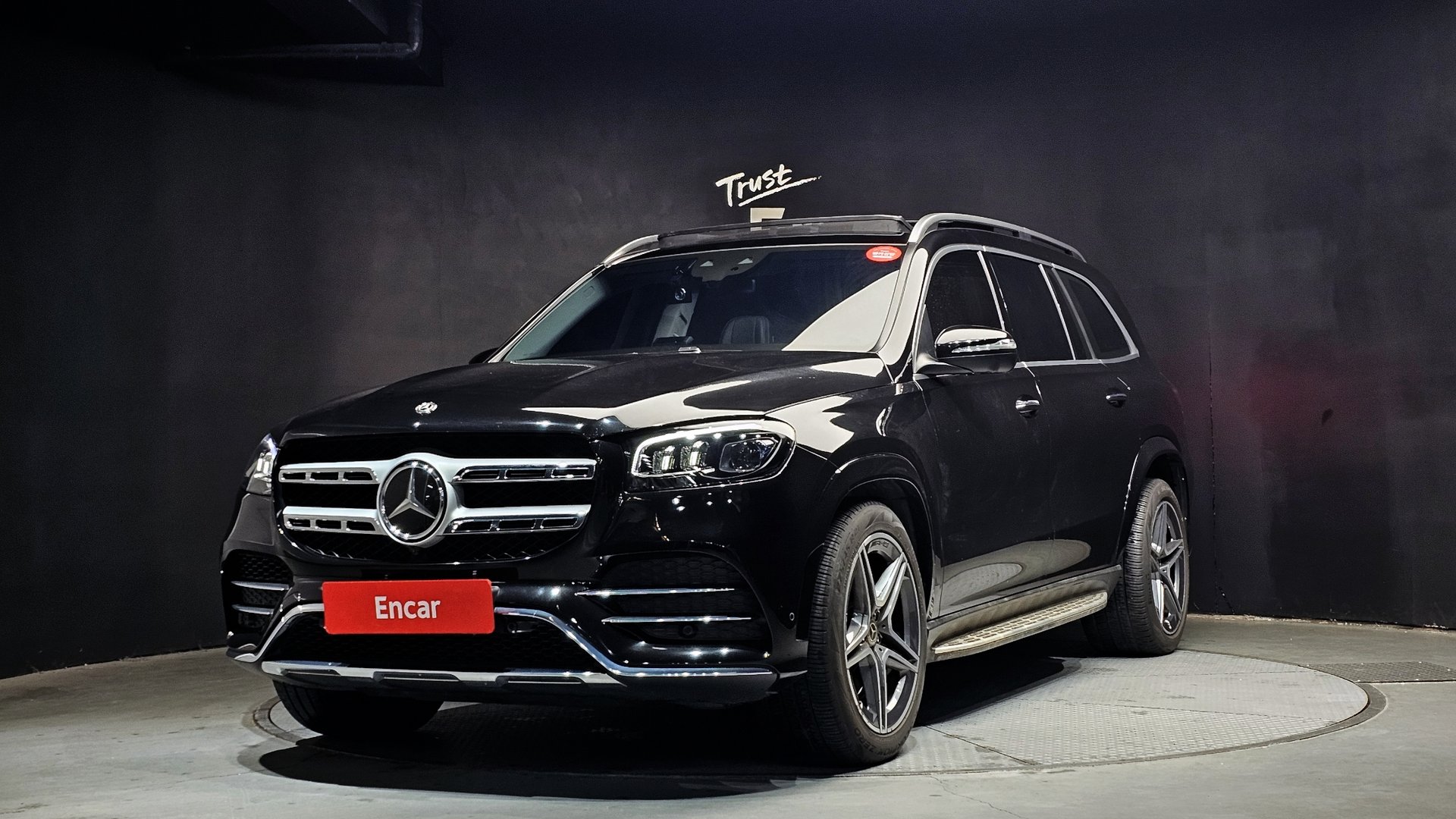 MERCEDES-BENZ GLS - View 1