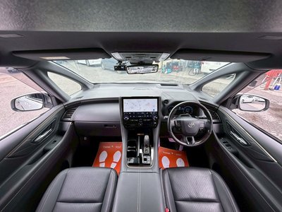 2024 Toyota VELLFIRE photo 4