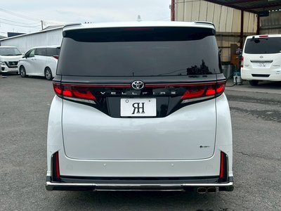 2024 Toyota VELLFIRE photo 3