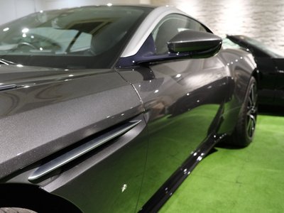 2017 Aston Martin DB11 photo 37