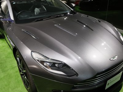 2017 Aston Martin DB11 photo 41