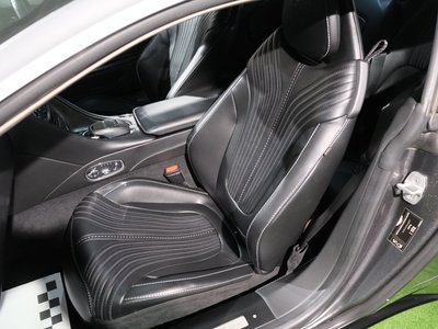 2017 Aston Martin DB11 photo 16