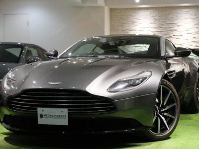 ASTON MARTIN DB11 - 1