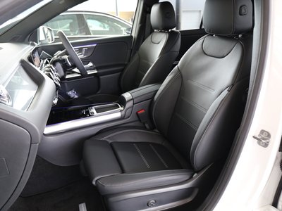 2025 Mercedes-BENZ GLA 缩略图 14