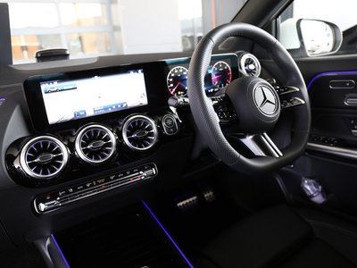 2025 Mercedes-BENZ GLA 缩略图 12