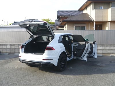 AUDI Q8 - 9