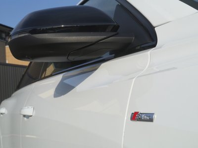 AUDI Q8 - 8