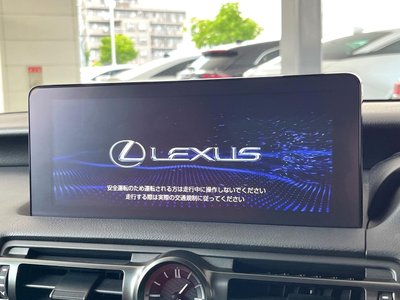 LEXUS IS - 3