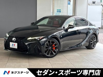LEXUS IS - 1