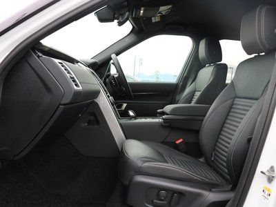 2025 LAND Rover DISCOVERY — фото 8