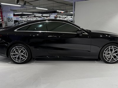 MERCEDES-BENZ E-CLASS - 2