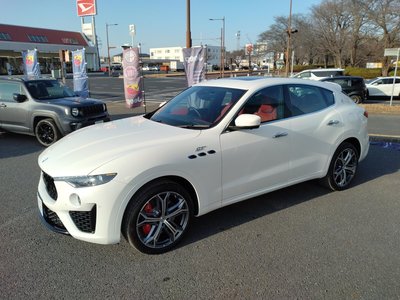 MASERATI LEVANTE - 4