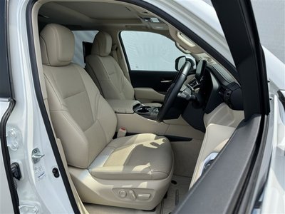 2021 Toyota LAND CRUISER 300 — миниатюра 24
