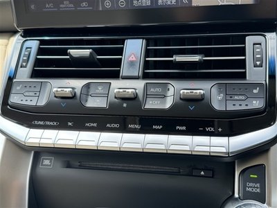 2021 Toyota LAND CRUISER 300 — миниатюра 19