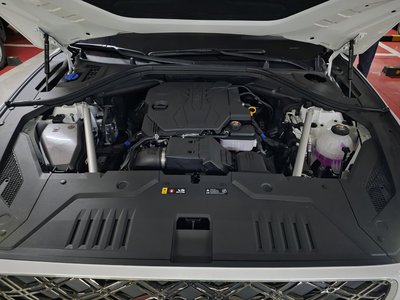 2025 Genesis GV70 photo 7