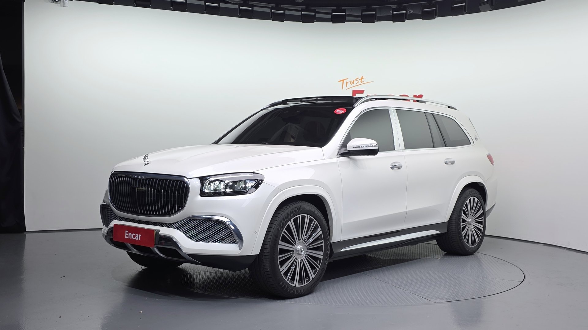 MERCEDES-BENZ GLS - View 1