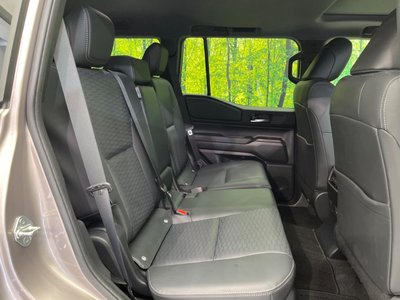 TOYOTA LAND CRUISER 250 - 9