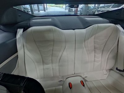 2020 BMW 8 SERIES photo 6