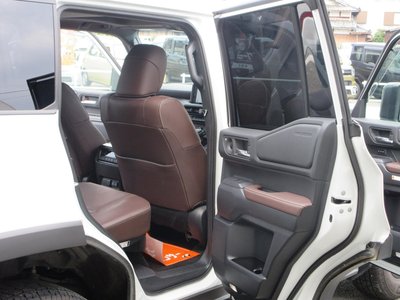 صورة 8 لـ 2024 Toyota LAND CRUISER 250
