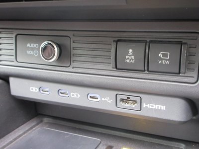 صورة مصغرة 28 لـ 2024 Toyota LAND CRUISER 250