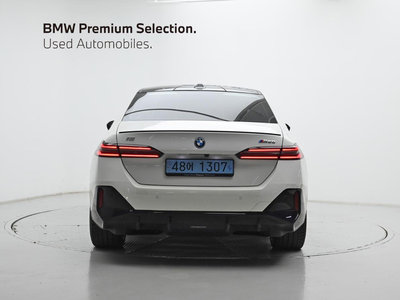 صورة 3 لـ 2023 BMW I5
