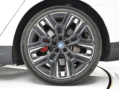 صورة 6 لـ 2023 BMW I5