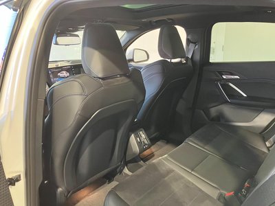 2025 BMW IX2 缩略图 52