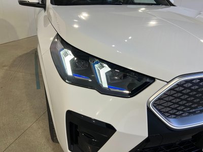 2025 BMW IX2 缩略图 16